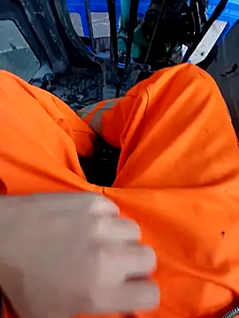 Snapshot of Eusuntnoulgigolo chatting on February 2026 04:47:02 PM Eusuntnoulgigolo online show from February 2026 04:47:02 PM