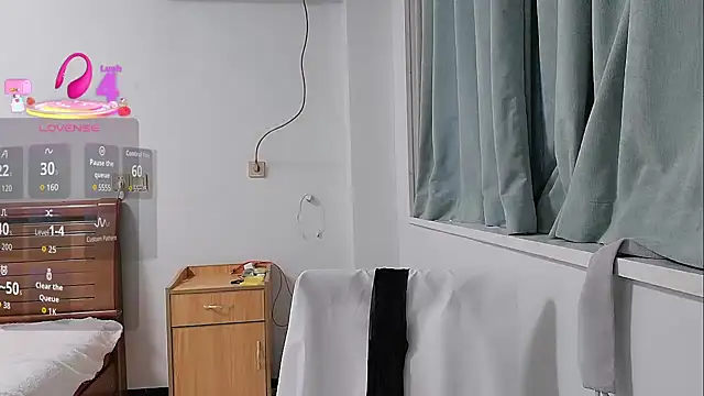 Snapshot of Lucy-xixi chatting on March 2026 05:19:01 AM Lucy-xixi online show from March 2026 05:19:01 AM