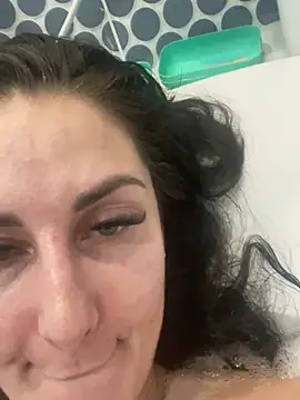 Veronicavirus online show from February 2025 04:32:01 PM