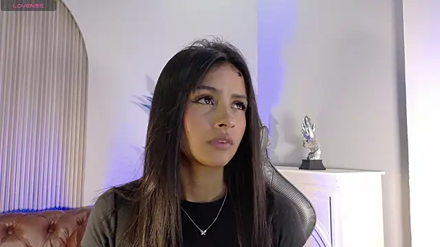 Snapshot of katia_foxxx_ chatting on July 2026 05:37:02 PM katia foxxx online show from July 2026 05:37:02 PM