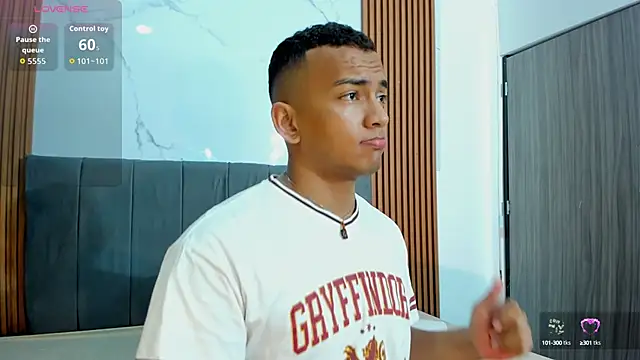 Rafa2004Cruz online show from September 2025 11:48:01 AM