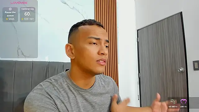 Rafa2004Cruz online show from October 2025 11:49:02 AM