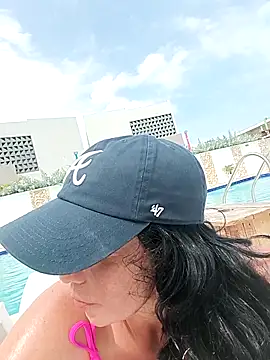 Coeur de luxure online show from March 2025 03:07:01 PM