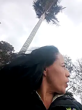 Coeur de luxure online show from September 2025 05:07:02 PM