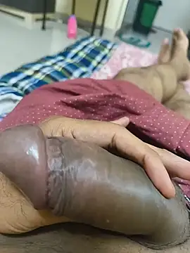 Ajzee online show from May 2026 12:26:02 PM