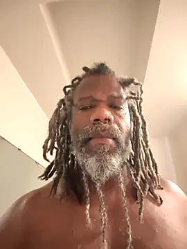 KingSlim56 online show from February 2026 10:11:02 PM