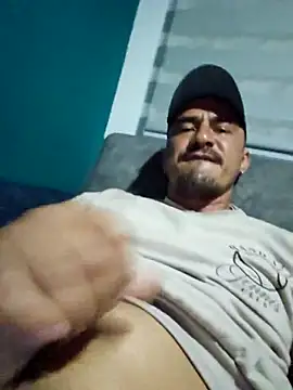 Iuver online show from January 2026 11:41:02 PM