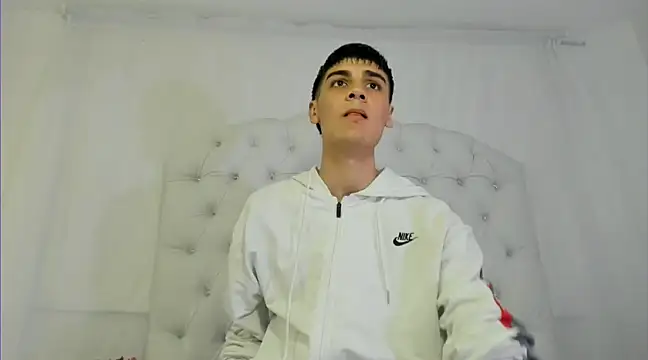 frank jhonsson online show from March 2025 07:06:01 PM