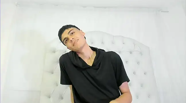 frank jhonsson online show from March 2025 07:05:01 PM