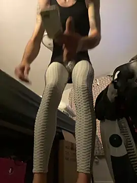 QueenM3 online show from November 2025 03:27:01 AM