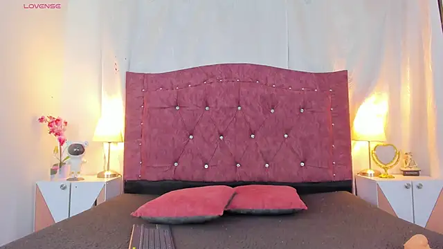 ValentinaGuerra online show from November 2025 01:51:02 AM