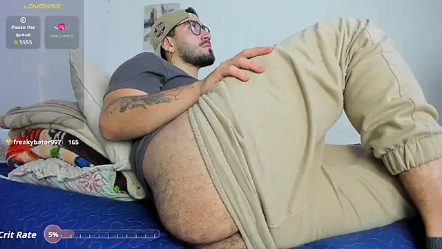 jeyco santino online show from December 2025 01:03:02 AM