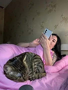 Naughtbaby 2025 online show from April 2026 11:41:01 PM