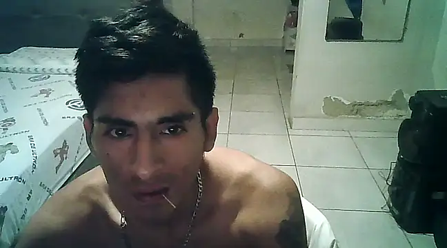 LeonRoots online show from February 2025 12:43:01 AM