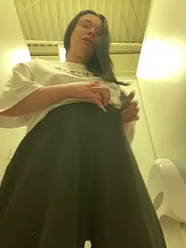 AlishaPrettyBlade online show from March 2025 09:35:02 AM