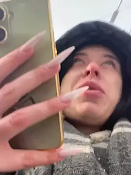 AlishaPrettyBlade online show from March 2025 09:34:02 AM