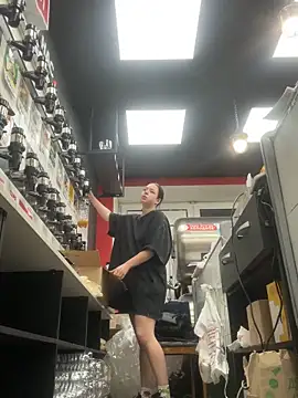 AlishaPrettyBlade online show from November 2025 11:20:02 AM