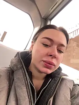 AlishaPrettyBlade online show from April 2026 06:47:02 AM