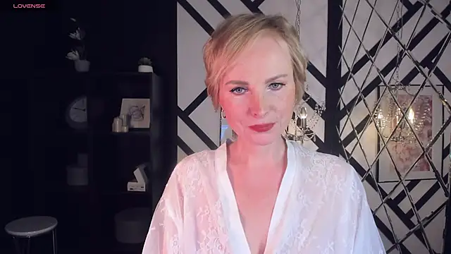 Sandra Kind online show from February 2025 08:06:01 AM