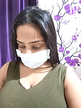 COZY ROZI online show from September 2025 04:20:01 PM