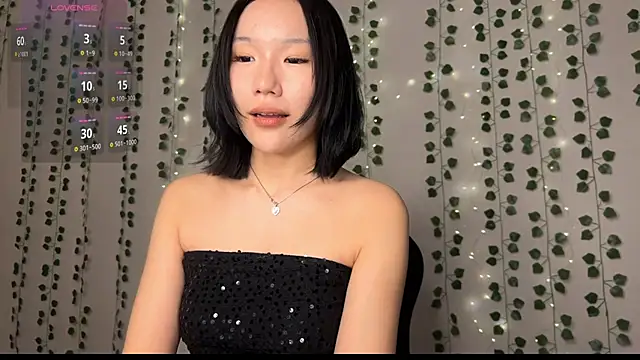 Asian Vi online show from April 2026 07:44:01 PM