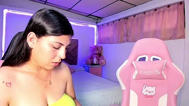 Cristal Smith20 online show from June 2026 11:36:02 AM