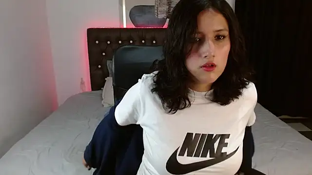 amy royale online show from March 2025 02:30:02 AM