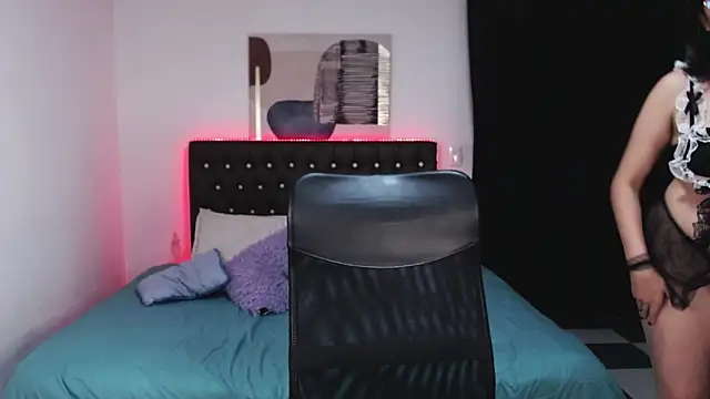 amy royale online show from March 2025 02:20:02 AM