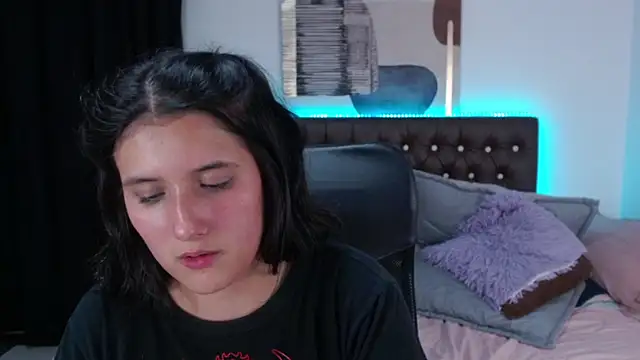 amy royale online show from March 2025 07:48:01 AM