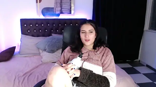 amy royale online show from March 2025 08:36:01 AM