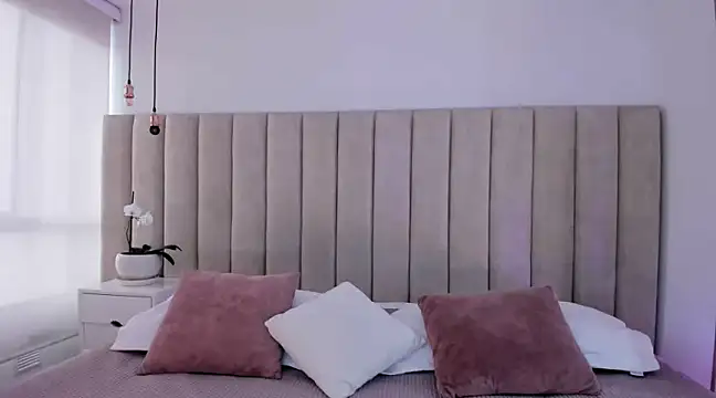 miss martiina online show from March 2025 10:09:02 PM