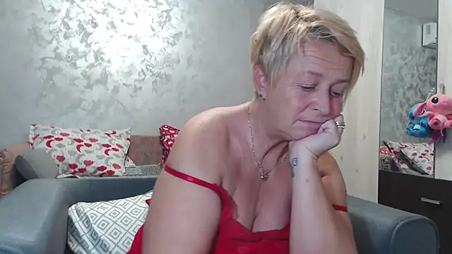 RosesandLillies online show from October 2025 04:37:01 PM