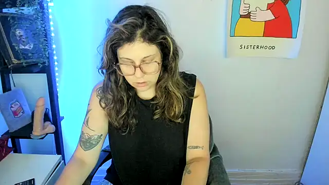 Rosiee69  online show from June 2026 01:17:02 PM