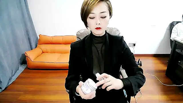 beira-01 online show from February 2025 01:50:01 PM