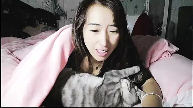 hebe-02 online show from November 2025 07:45:02 PM