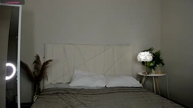 boozekirs  online show from October 2025 03:07:01 AM