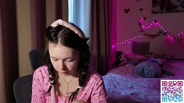 boozekirs  online show from February 2026 03:25:01 AM