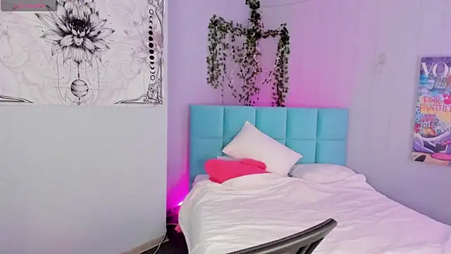 boozekirs  online show from March 2026 02:59:02 AM