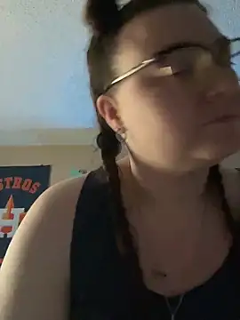 HTXBELLE online show from March 2025 02:43:02 PM