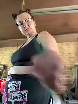 HTXBELLE online show from March 2026 03:59:02 PM