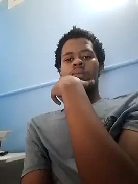 Snapshot of _RapElani-2290 chatting on March 2025 01:48:01 PM RapElani-2290 online show from March 2025 01:48:01 PM