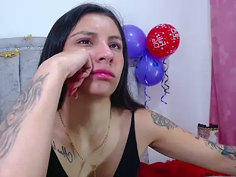 Snapshot of meganblowx chatting on February 2026 12:43:02 PM meganblowx online show from February 2026 12:43:02 PM