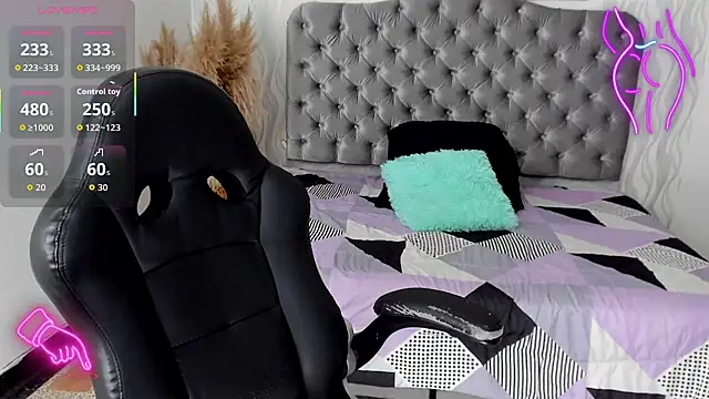 Kath latorre online show from November 2025 01:33:02 PM