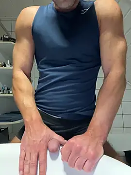 Nita69 online show from November 2025 04:14:02 PM