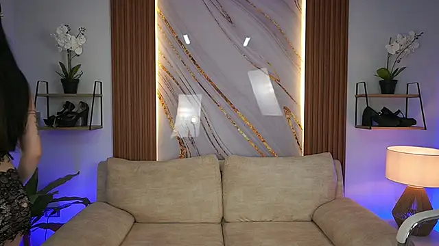 SaharaKramer online show from September 2025 05:57:02 PM