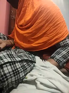 indian couple4 online show from November 2025 01:15:01 AM