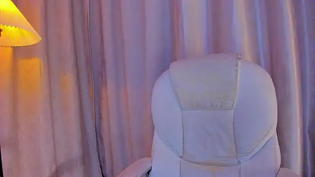 iiangel  online show from November 2025 03:31:01 AM