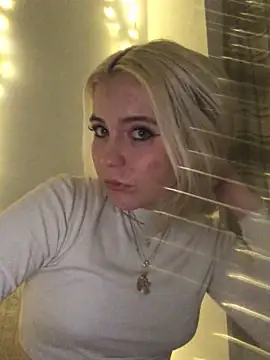 Blondie Sofia Essexbabe online show from March 2025 03:10:02 AM