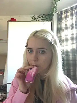 Blondie Sofia Essexbabe online show from November 2025 12:15:02 PM