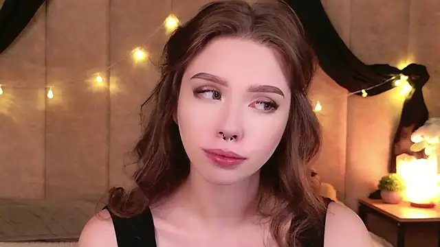 Sierra Fane online show from November 2025 05:51:01 AM